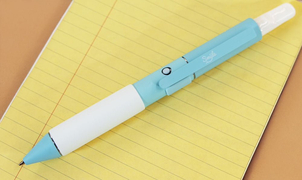 Smyle Penjamin Cart Pen on notebook