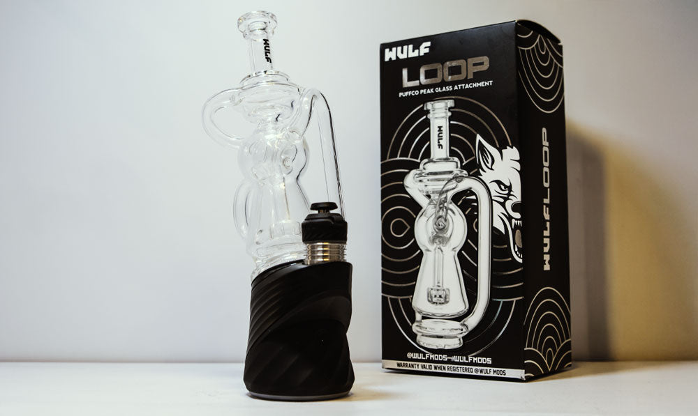 Wulf Loop Puffco Peak Top on white display background