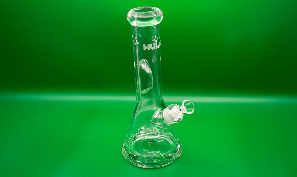 9mm 12 inch beaker on green background