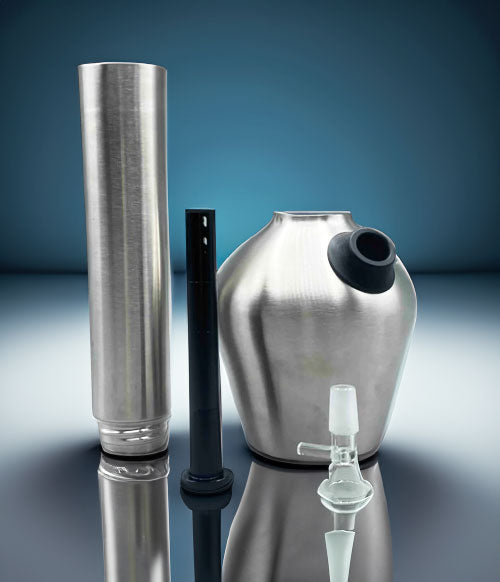Chill products on reflective display platform